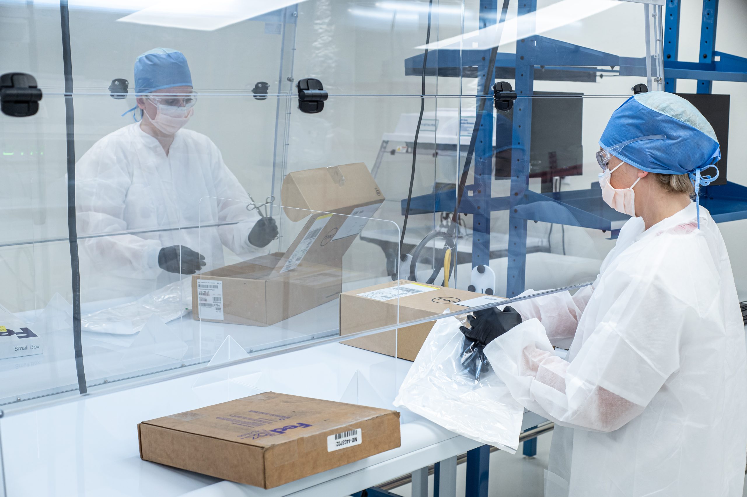Medical Device Contract Packaging Cleanroom Operations